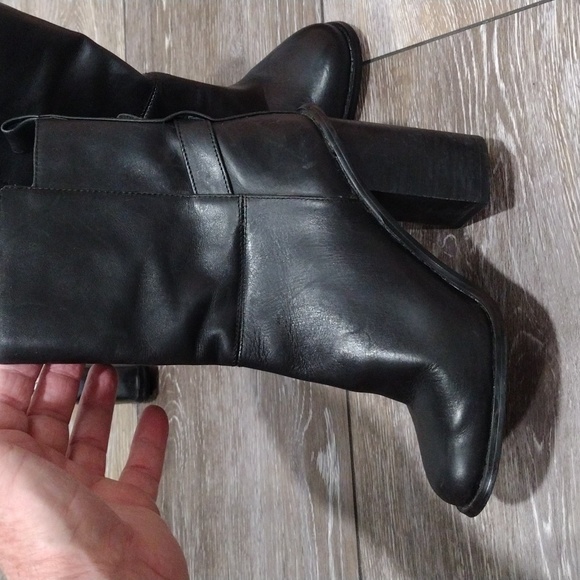 Kelsi Dagger black leather ankle booties. Size 6 - Picture 11 of 13